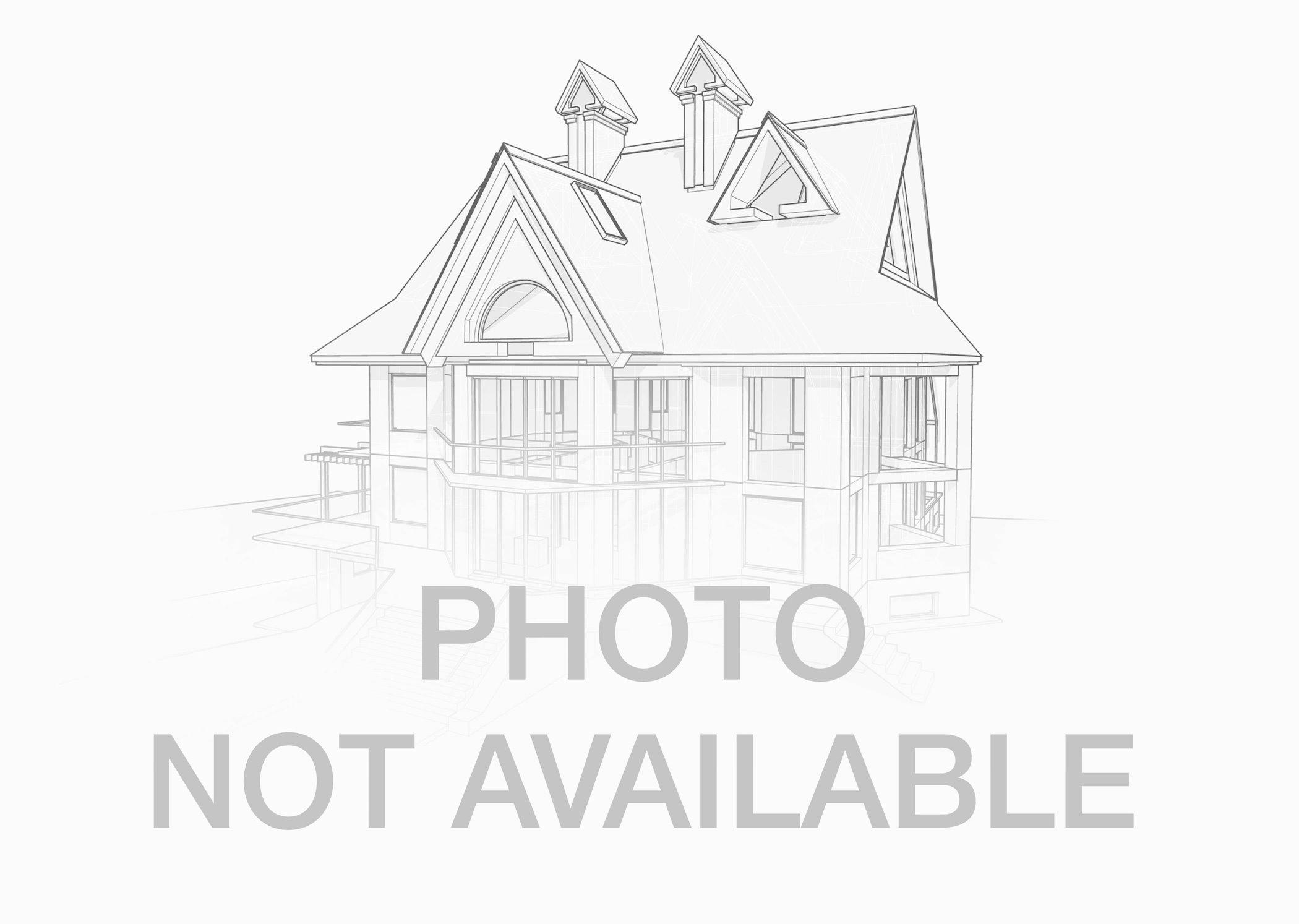 39 Boxwood Lane 